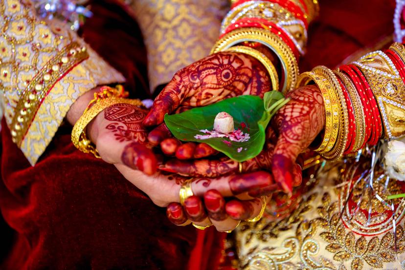 Exquisite Bengali Wedding Invitation Cards A Perfect Blend of Tradition and Elegance